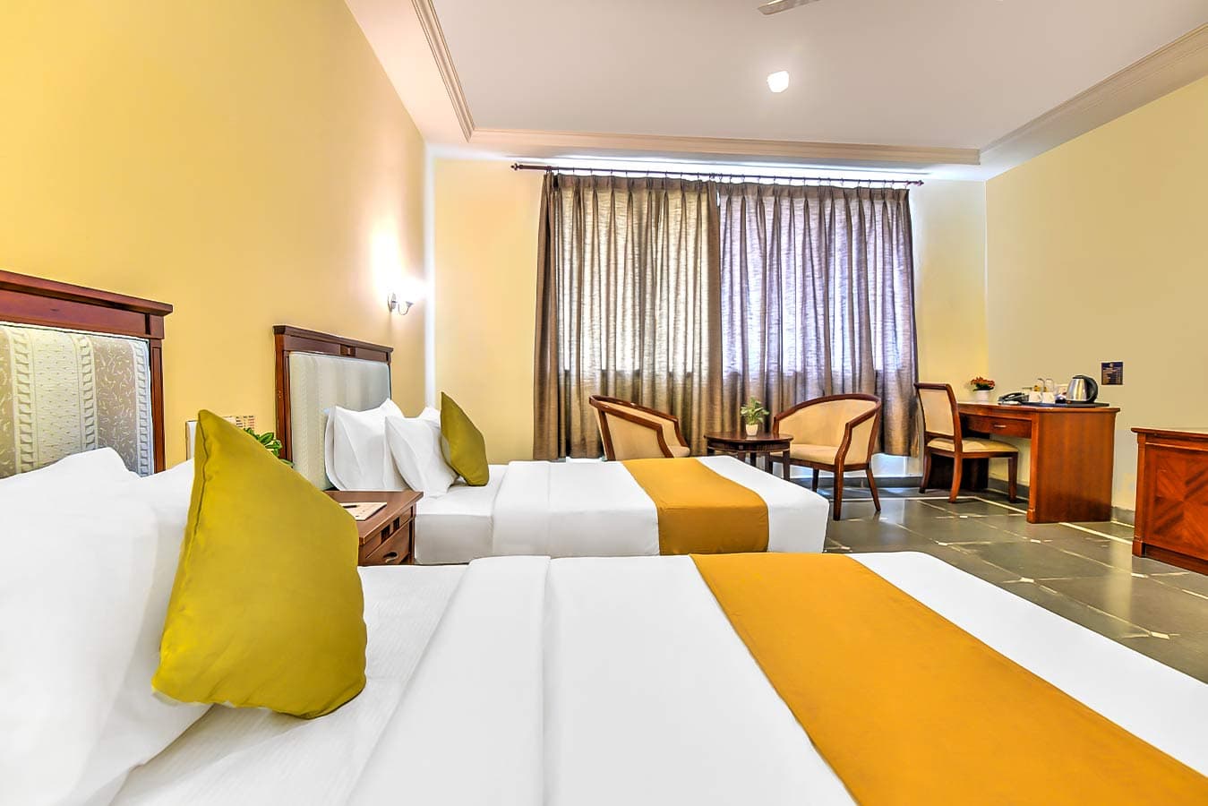 Luxury Room view 3